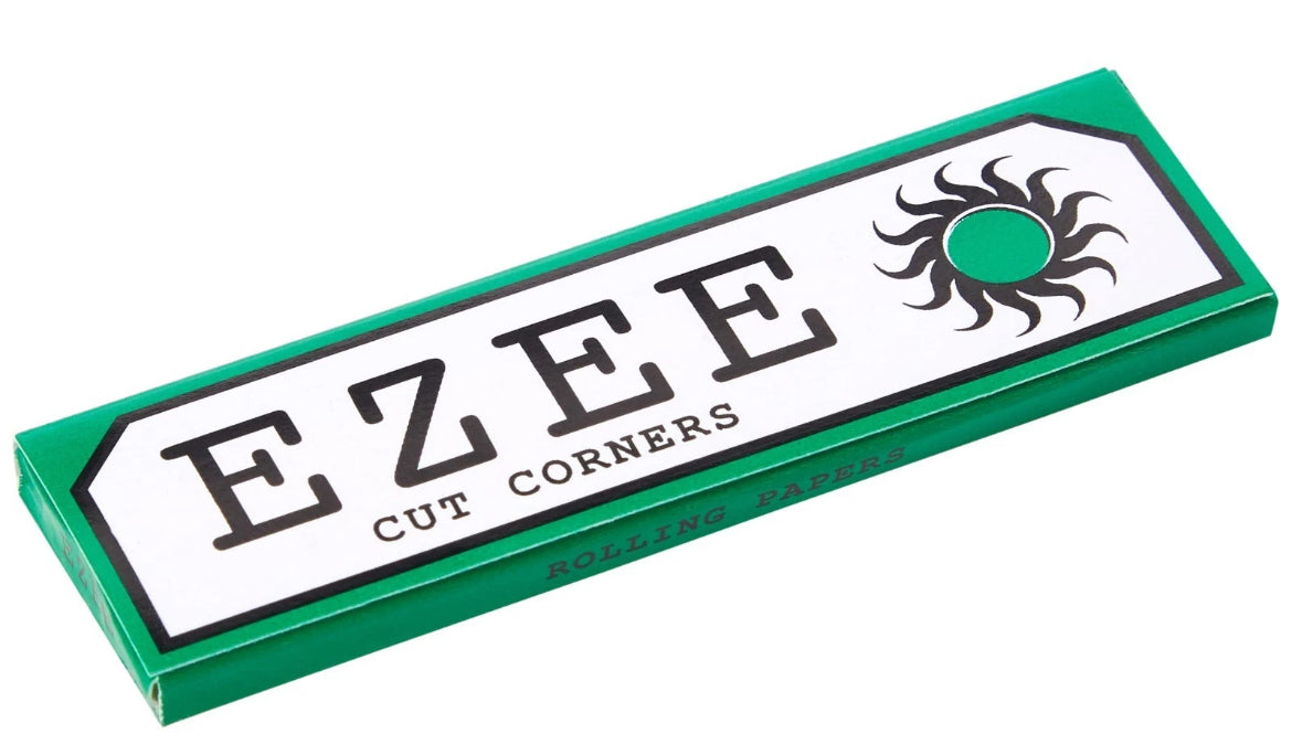 EZEE Green Standard Rolling Cigarette Papers Size Cut Corner