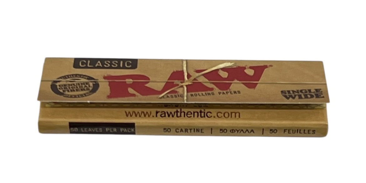 RAW Classic Single Wide 70mm Natural Unrefined Rolling Papers